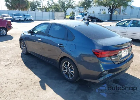 2023 Kia Forte Lxs z USA, uszkodzony, nr VIN 3KPF24AD6PE651213